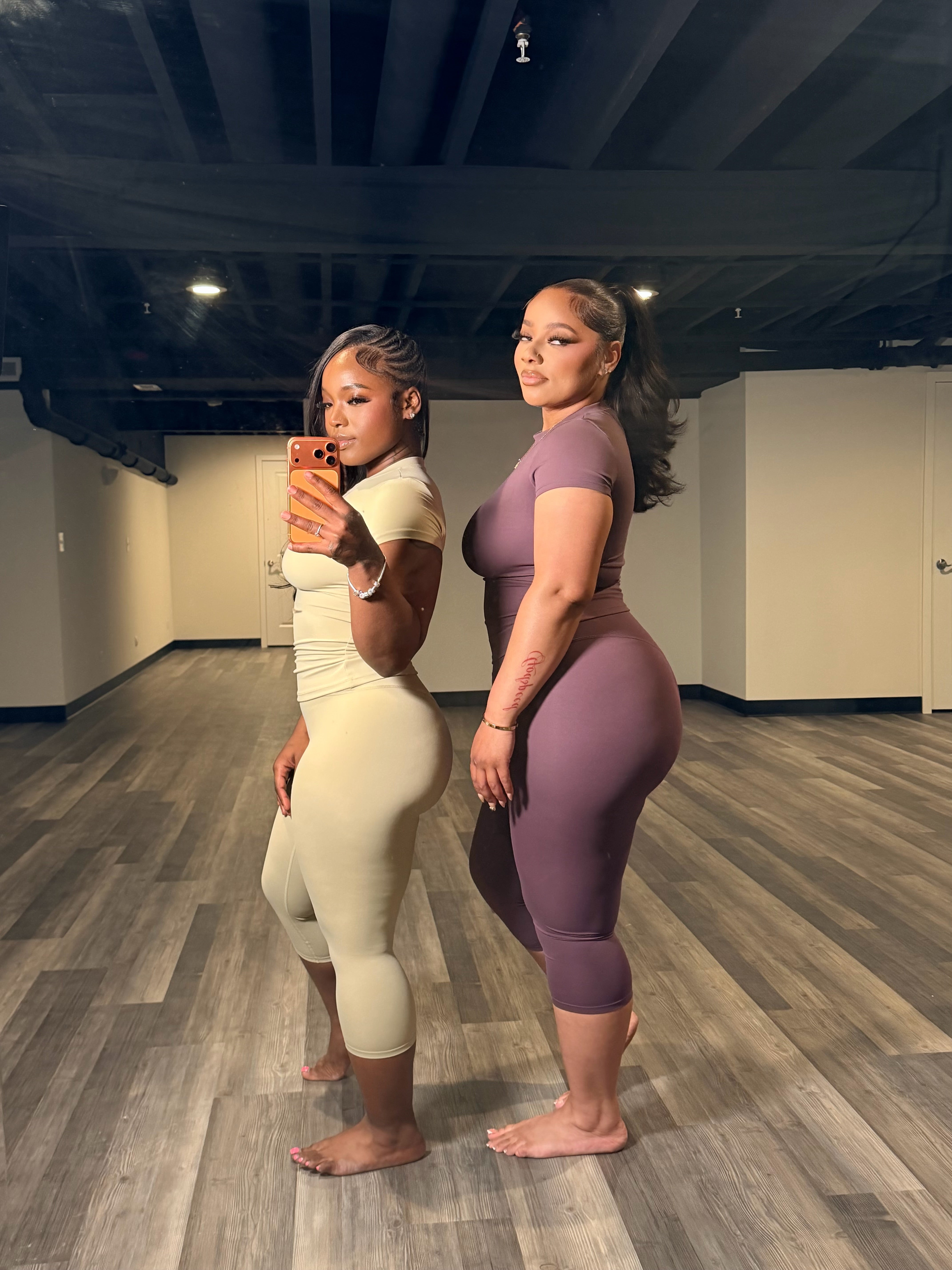 Capri Active Set