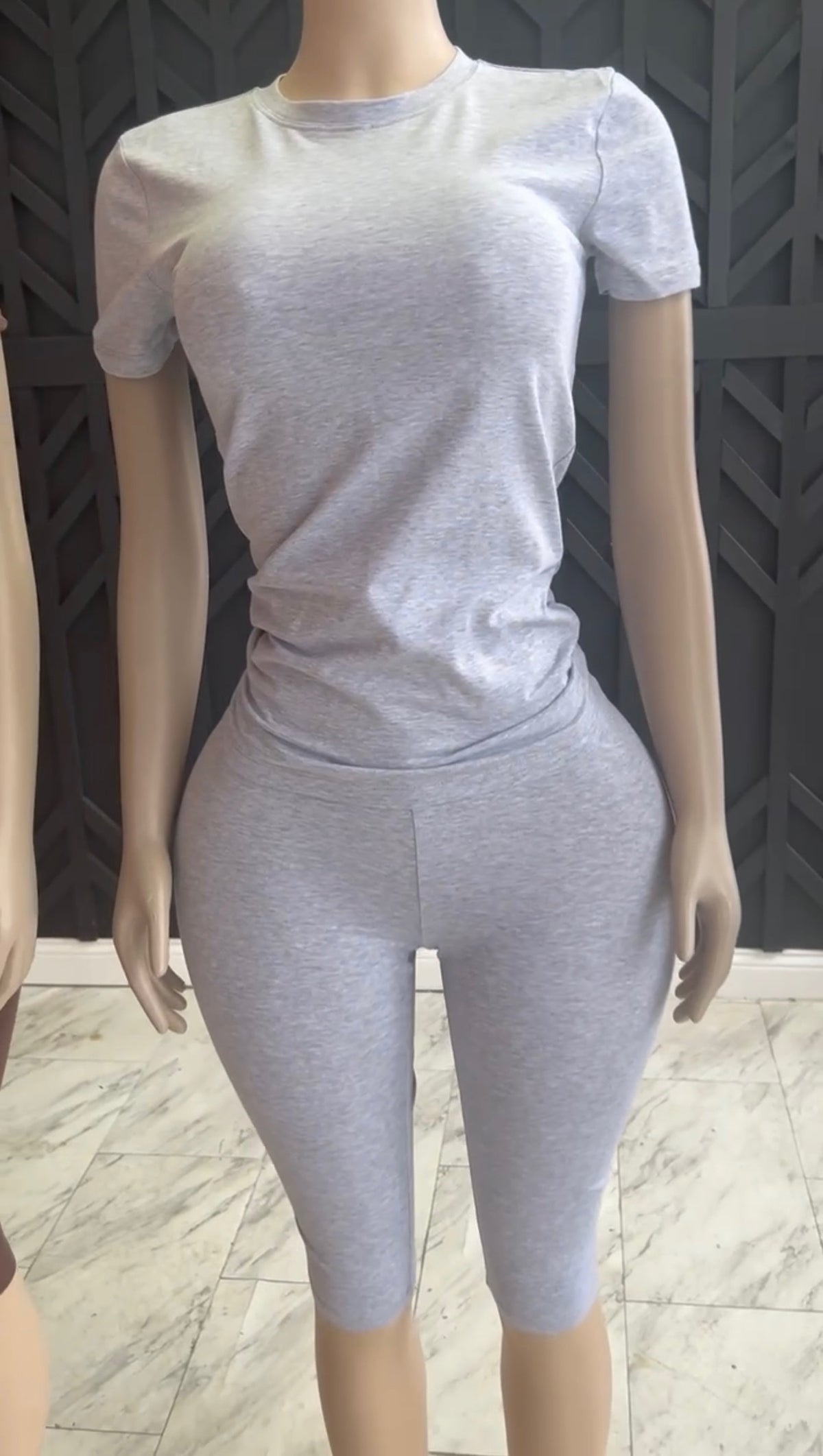 Pretty In Capri Set
