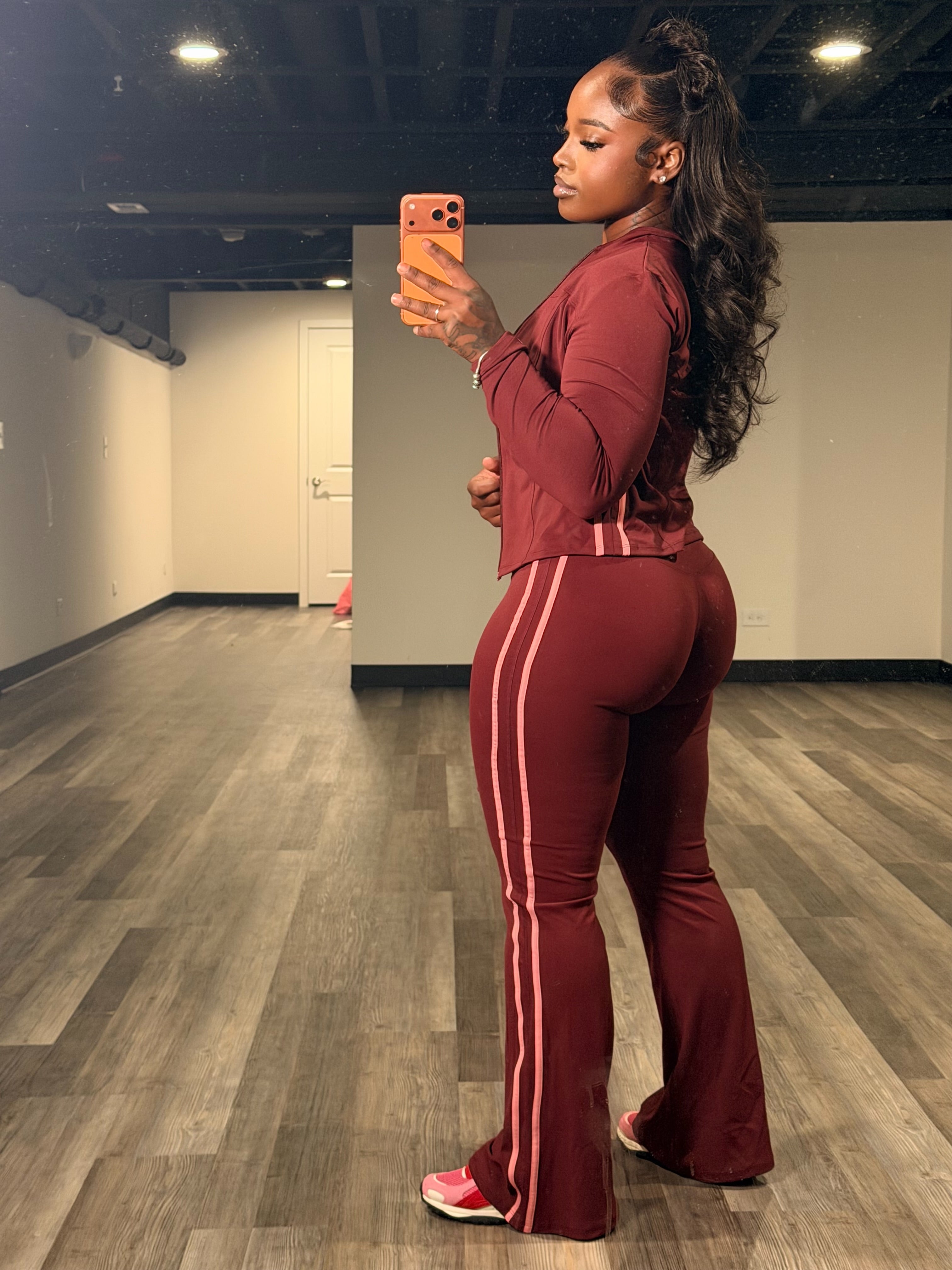 Two Tones & Line Set